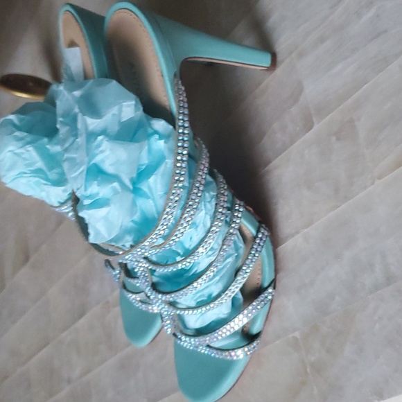 ANTONIO MELANI MINT GREEN SANDALS - Picture 4 of 6
